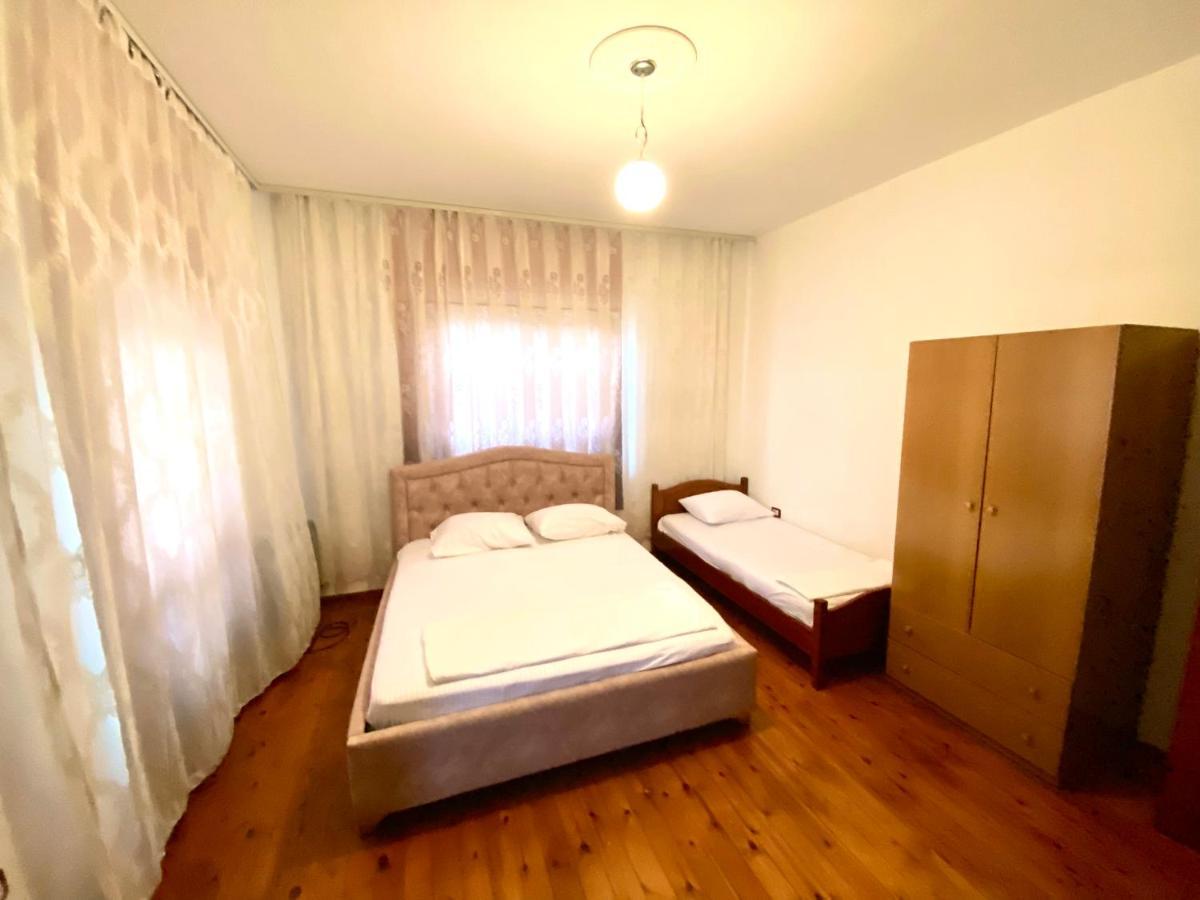 Villa Osmani Durres Exterior photo