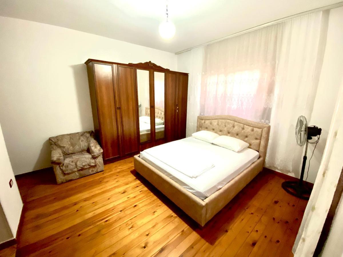 Villa Osmani Durres Exterior photo